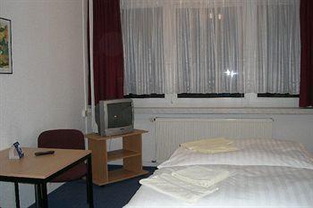 Lütten Klein Hotel 3*