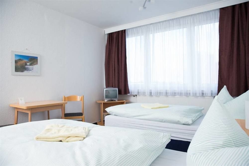 Hotel Lütten Klein 3*